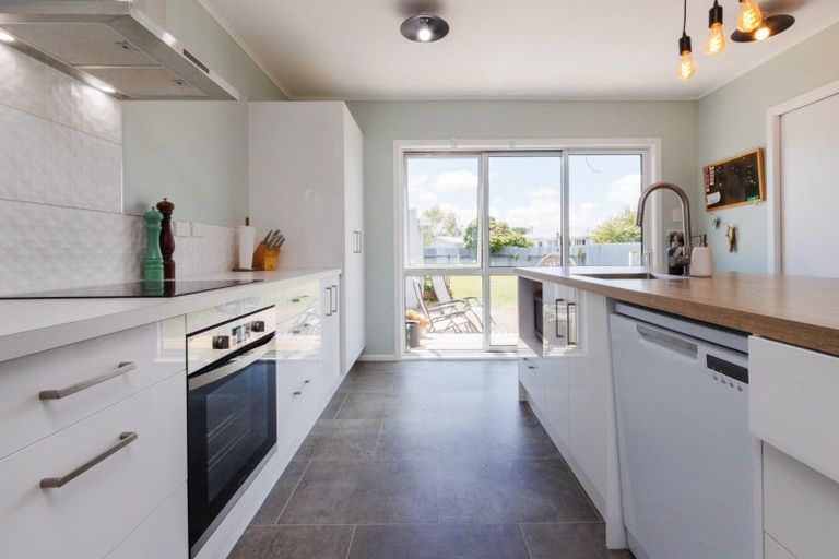 Photo of property in 6 Eden Place, Feilding, 4702