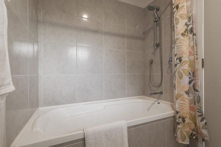 Photo of property in 2/15 Tarawera Road, Lynmore, Rotorua, 3010