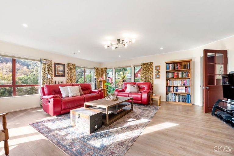 Photo of property in 2a Swainson Street, Naenae, Lower Hutt, 5011