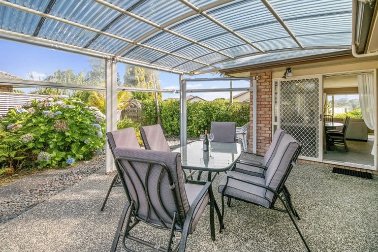 Photo of property in 154 Wattle Farm Road, Wattle Downs, Auckland, 2103