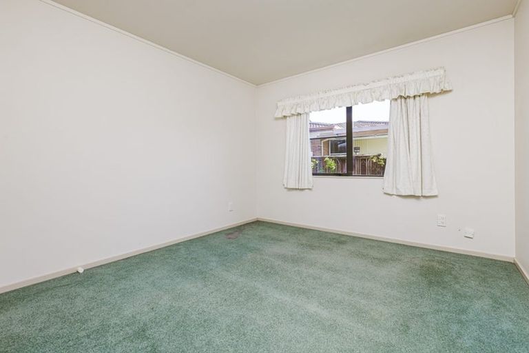 Photo of property in 48a Clevedon Road, Papakura, 2110