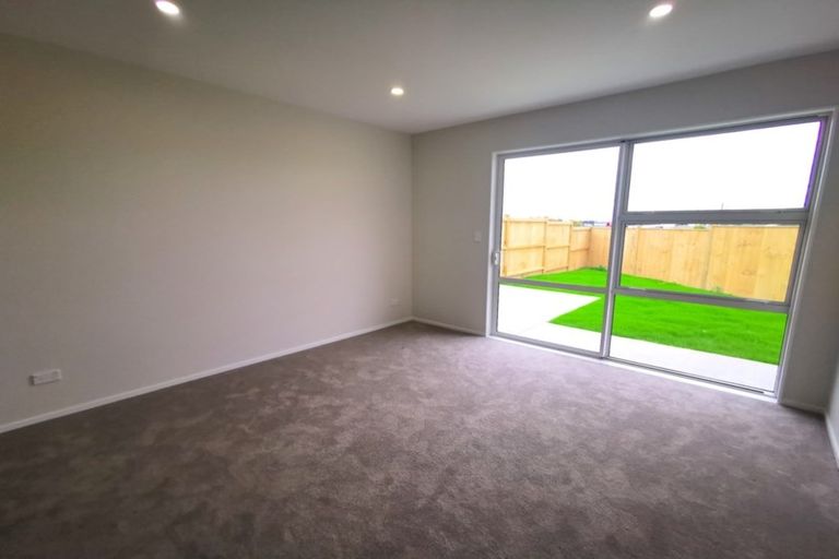 Photo of property in 17 Kapia Drive, Takanini, 2112