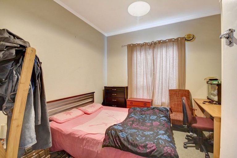 Photo of property in 115 Bay View Road, South Dunedin, Dunedin, 9012