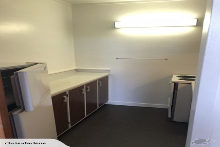 Photo of property in Hobson Court Flats, 36/70 Hobson Street, Thorndon, Wellington, 6011