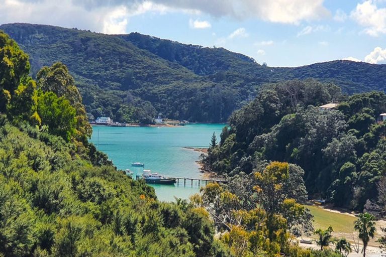 Photo of property in 8a Schoolhouse Bay Road, Kawau Island, 0920