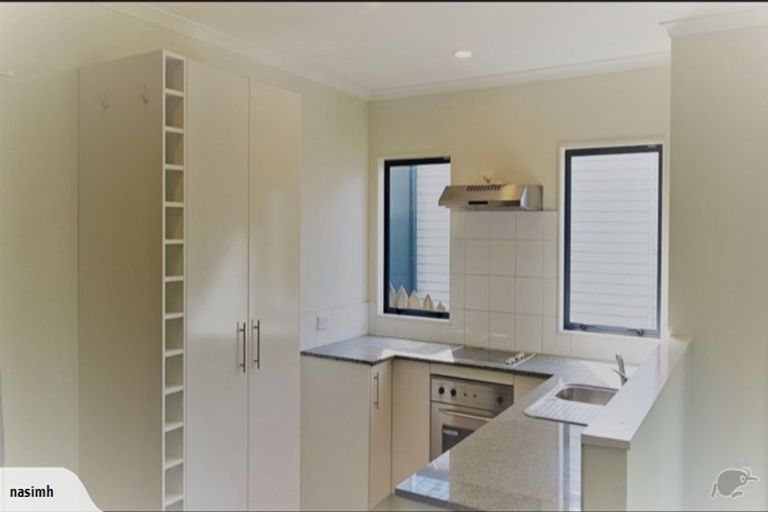 Photo of property in 17 Mile Place, Henderson, Auckland, 0612