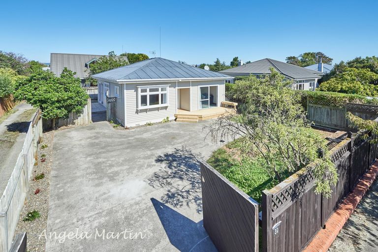 Photo of property in 30 Matamau Street, Palmerston North, 4414