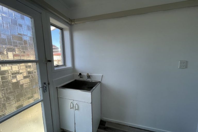 Photo of property in 5/51 Rimu Street, New Lynn, Auckland, 0600