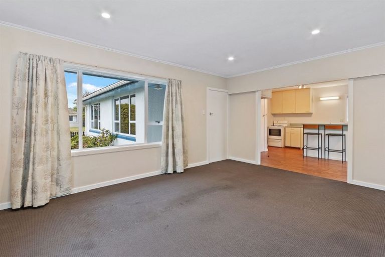 Photo of property in 40 Wilton Crescent, Bishopdale, Christchurch, 8053