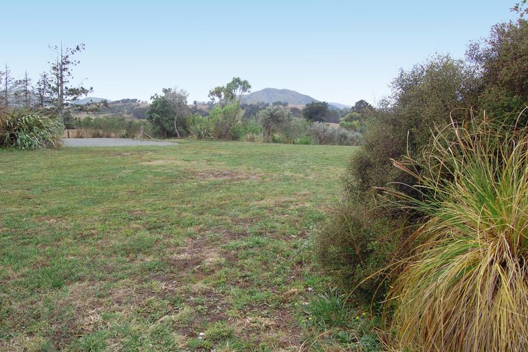 Photo of property in 126 Oneriri Road, Kaiwaka, 0573