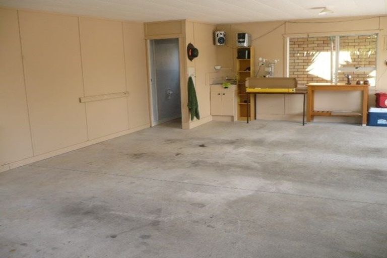 Photo of property in 5 Ridgeway Road, Pukekohe, 2120