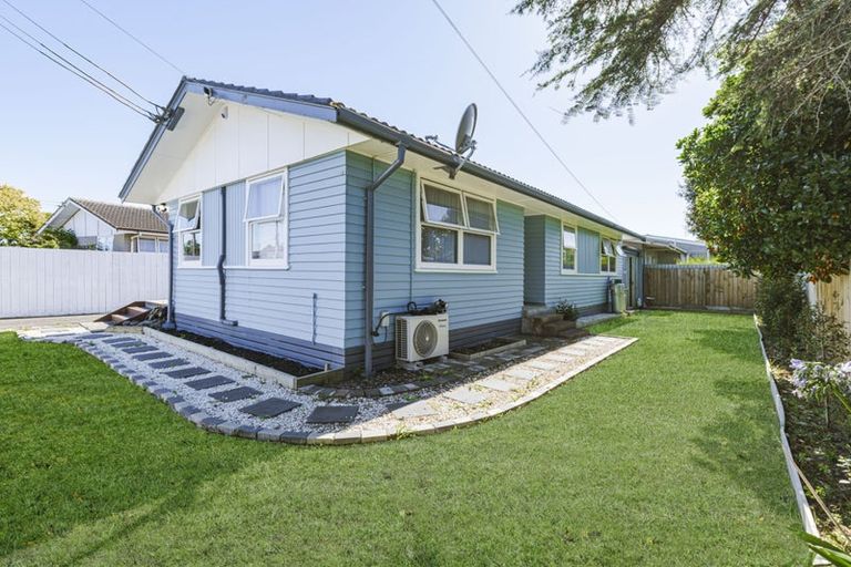 Photo of property in 1/56 Greenhaven Avenue, Opaheke, Papakura, 2113
