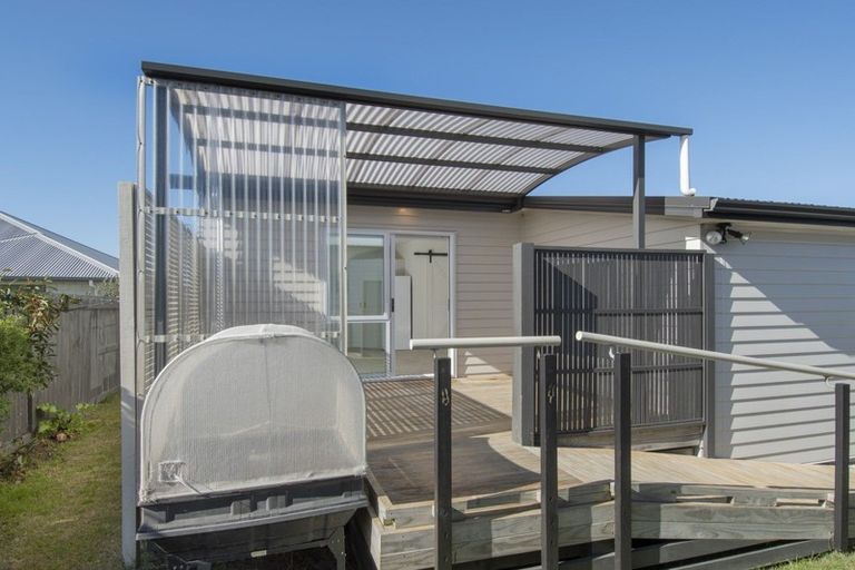 Photo of property in 11 Kamahi Crescent, Papamoa Beach, Papamoa, 3118