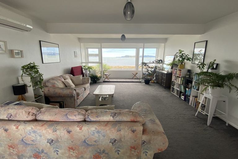 Photo of property in 1 Aurora Street, Petone, Lower Hutt, 5012