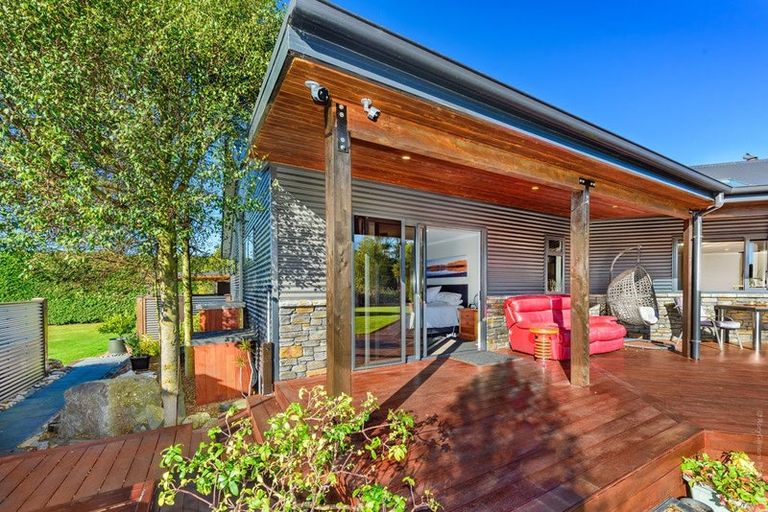 Photo of property in 36 Windsor Drive, Kirwee, Darfield, 7571