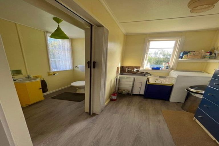 Photo of property in 3 Huia Street, Foxton Beach, Foxton, 4815