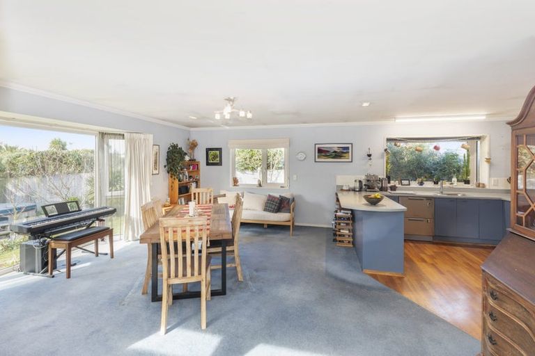 Photo of property in 14 Eastwood Rise, Waimairi Beach, Christchurch, 8083