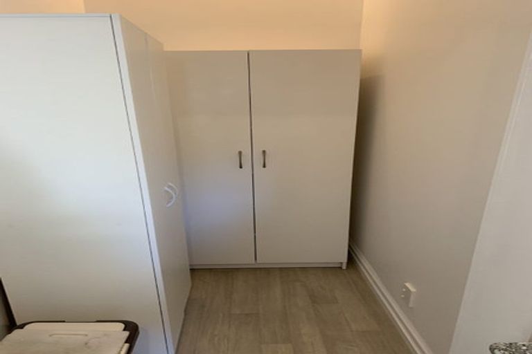 Photo of property in 208 The Terrace, Wellington Central, Wellington, 6011