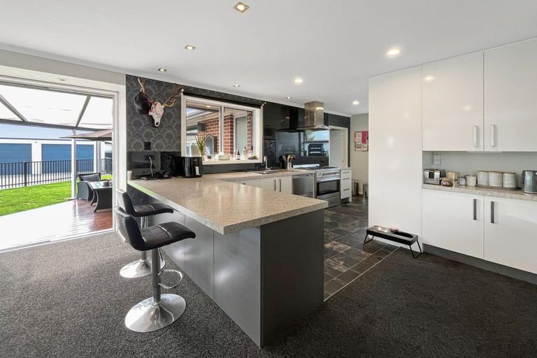 Photo of property in 21 Shearer Avenue, Papanui, Christchurch, 8052