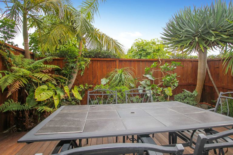 Photo of property in The Grange, 95/92 Bush Road, Albany, Auckland, 0632