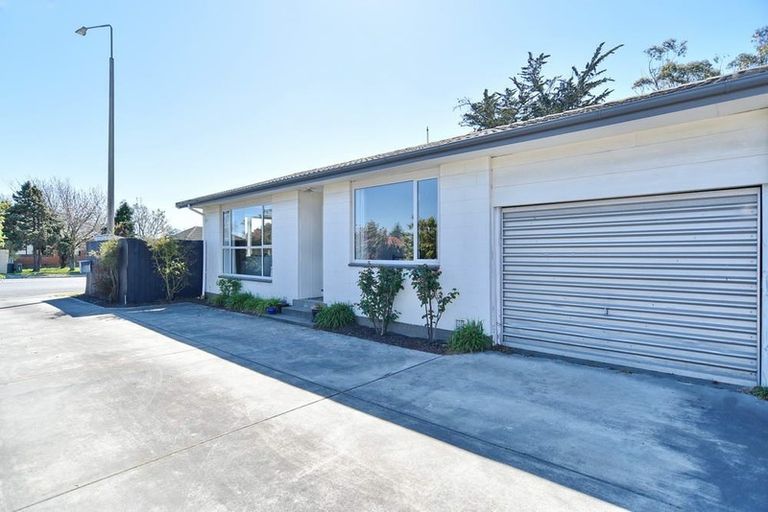 Photo of property in 1/241 Waterloo Road, Hornby, Christchurch, 8042