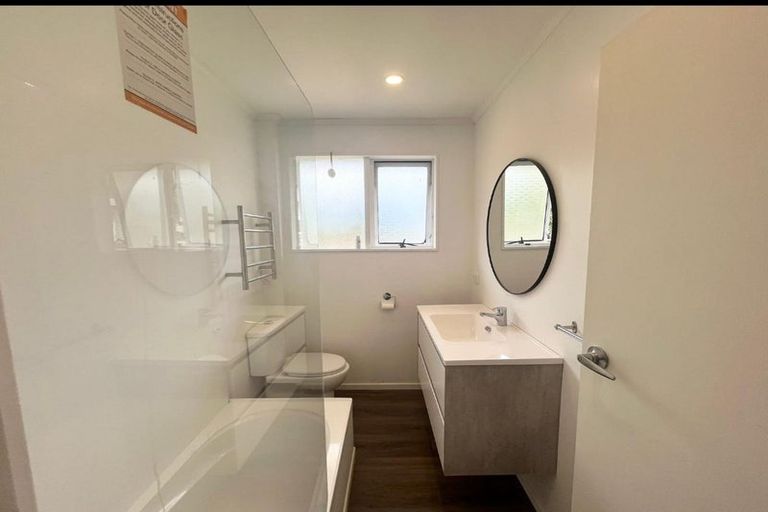 Photo of property in 3/15 Glengarry Road, Glen Eden, Auckland, 0602