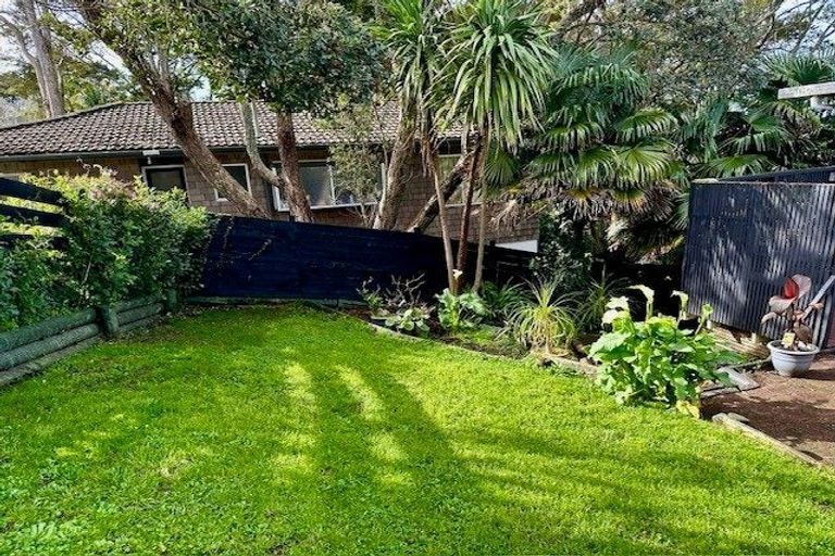 Photo of property in 6/25 Orion Place, Hillcrest, Auckland, 0627