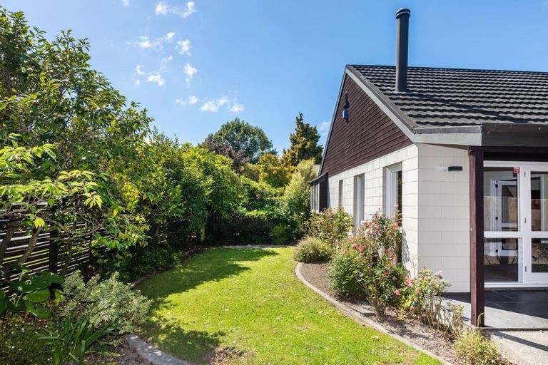 Photo of property in 113 Totara Street, Riccarton, Christchurch, 8041