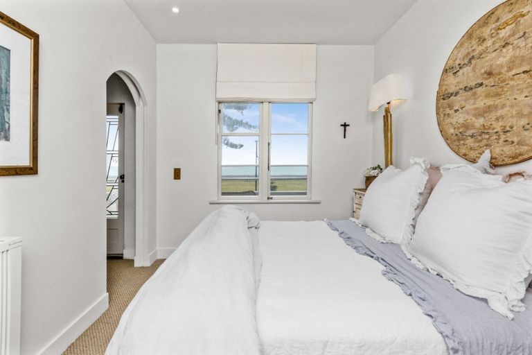 Photo of property in 541c Marine Parade, Napier South, Napier, 4110