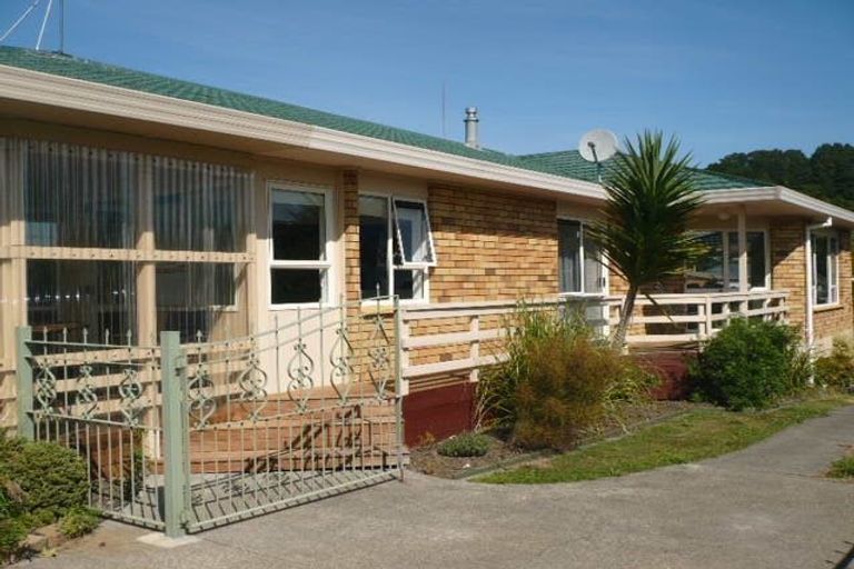 Photo of property in 5 Ridgeway Road, Pukekohe, 2120