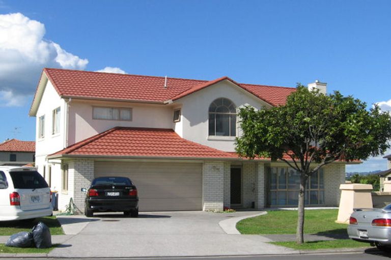 Photo of property in 1 Waimanu Bay Drive, Te Atatu Peninsula, Auckland, 0610