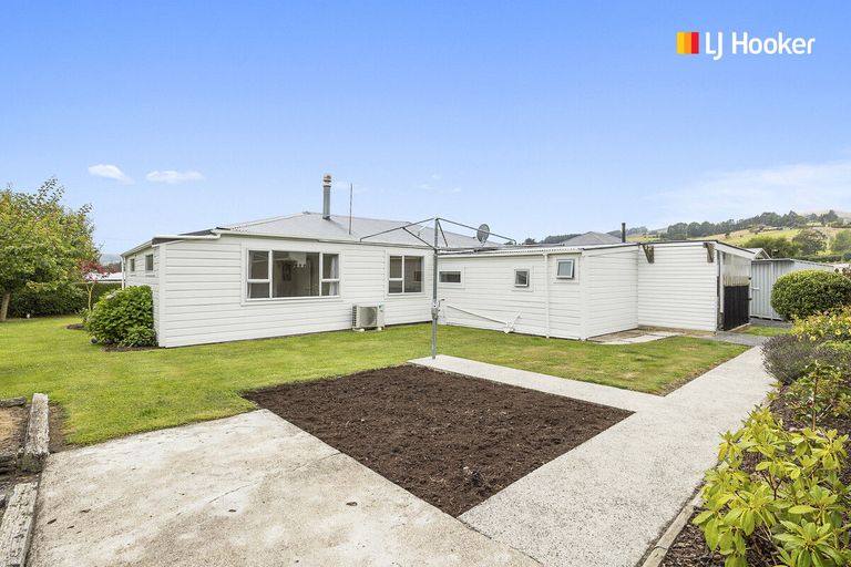 Photo of property in 298 Gladstone Road North, Mosgiel, 9092