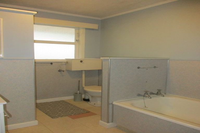 Photo of property in 321a Cobham Drive, Hillcrest, Hamilton, 3216