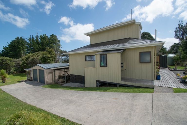Photo of property in 15 Koutu Point Road, Opononi, Kaikohe, 0473
