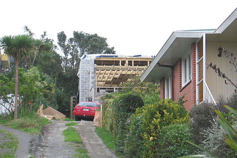 Photo of property in 14 Montrose Terrace, Mairangi Bay, Auckland, 0630