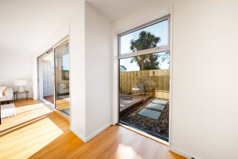Photo of property in 6/243 Lyttelton Street, Spreydon, Christchurch, 8024
