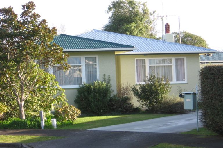 Photo of property in 10 Eton Place, Terrace End, Palmerston North, 4410