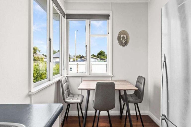 Photo of property in 2a Savage Crescent, Marewa, Napier, 4110