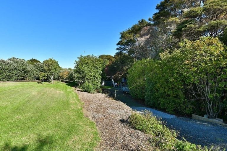 Photo of property in 2 Kauri Drive, Sandspit, Warkworth, 0982