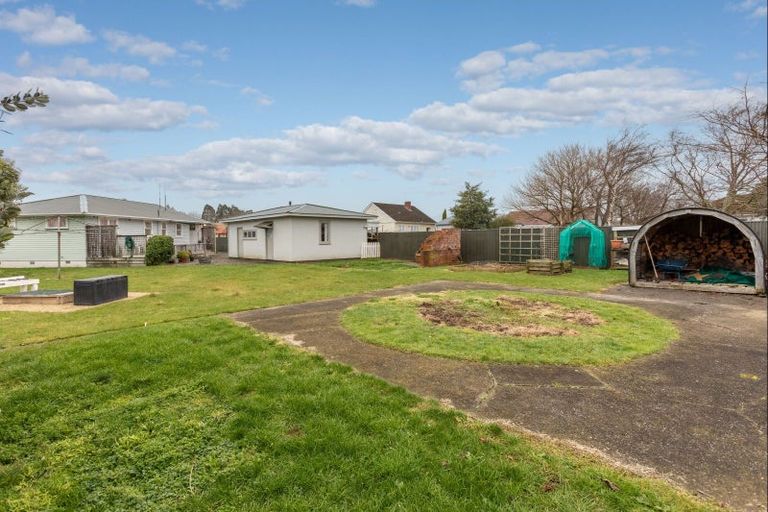 Photo of property in 11 Claudius Street, Dannevirke, 4930