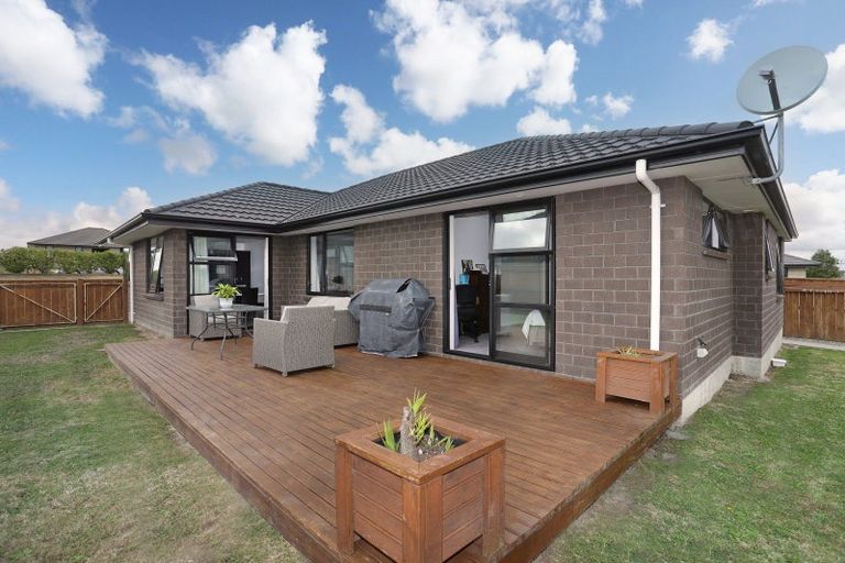 Photo of property in 19 Macdonald Heights, Feilding, 4702