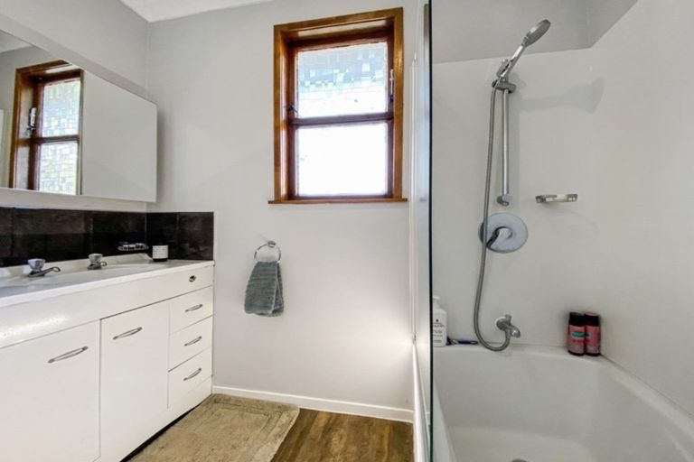 Photo of property in 60 Pandora Avenue, Sunnybrook, Rotorua, 3015