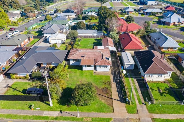 Photo of property in 82 Grove Road, Papakura, 2110