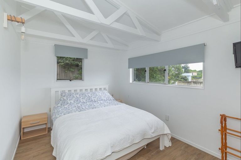 Photo of property in 12 Rangitane Street, Himatangi Beach, Foxton, 4891