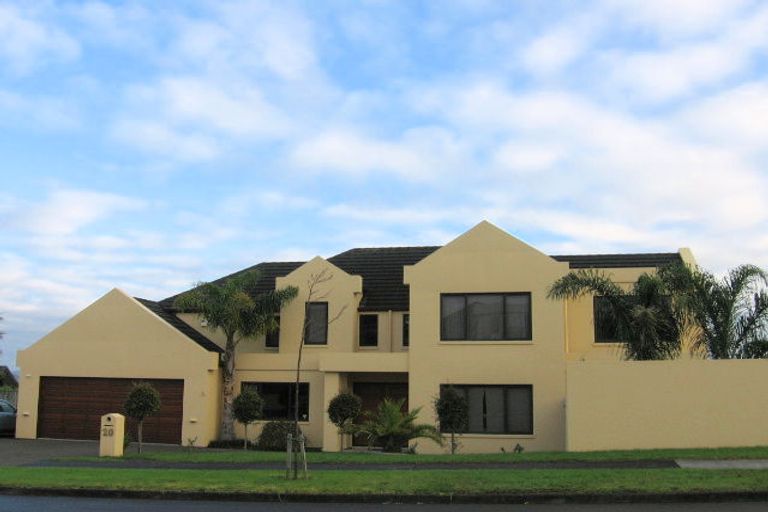 Photo of property in 20 Tralee Terrace, Dannemora, Auckland, 2016