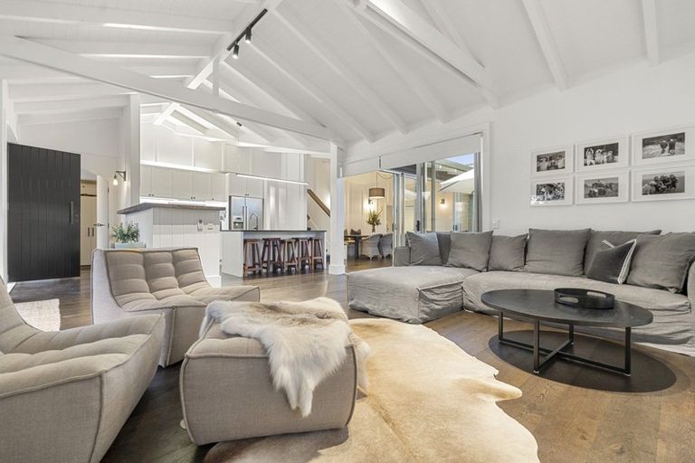 Photo of property in 255 Mangatawhiri Road, Omaha, Warkworth, 0986