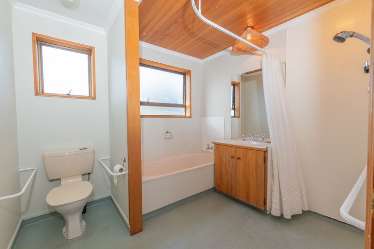 Photo of property in 157 Tarbert Street, Alexandra, 9320