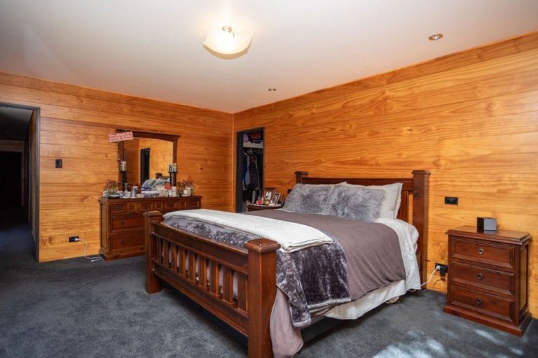 Photo of property in 77 Maunga Road, Dannevirke, 4976