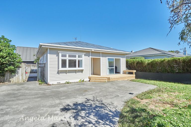 Photo of property in 30 Matamau Street, Palmerston North, 4414