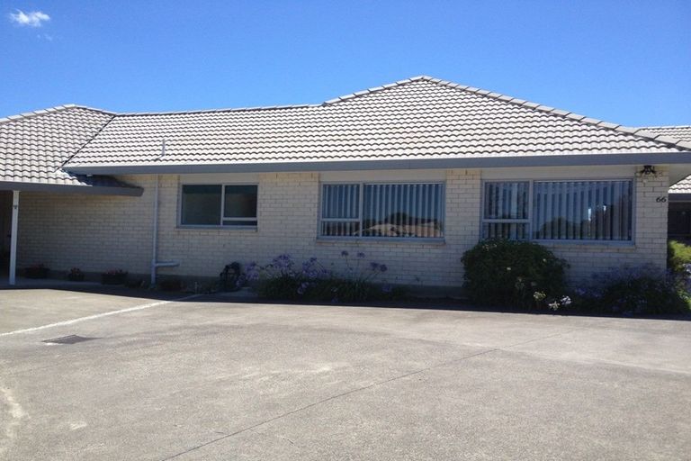 Photo of property in 66 Golfland Drive, Golflands, Auckland, 2013